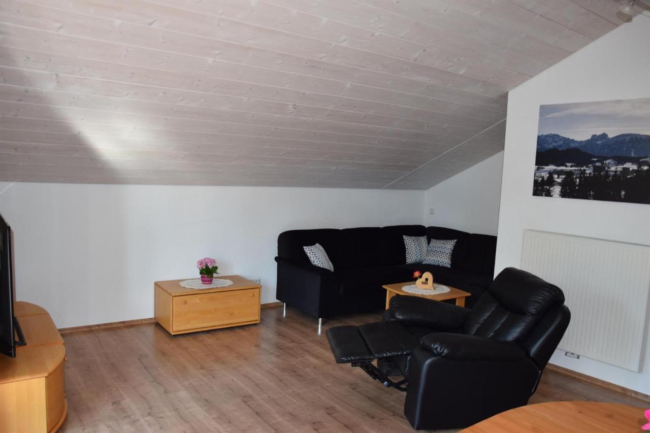 Haus Gauss Apartment Seeg Luaran gambar